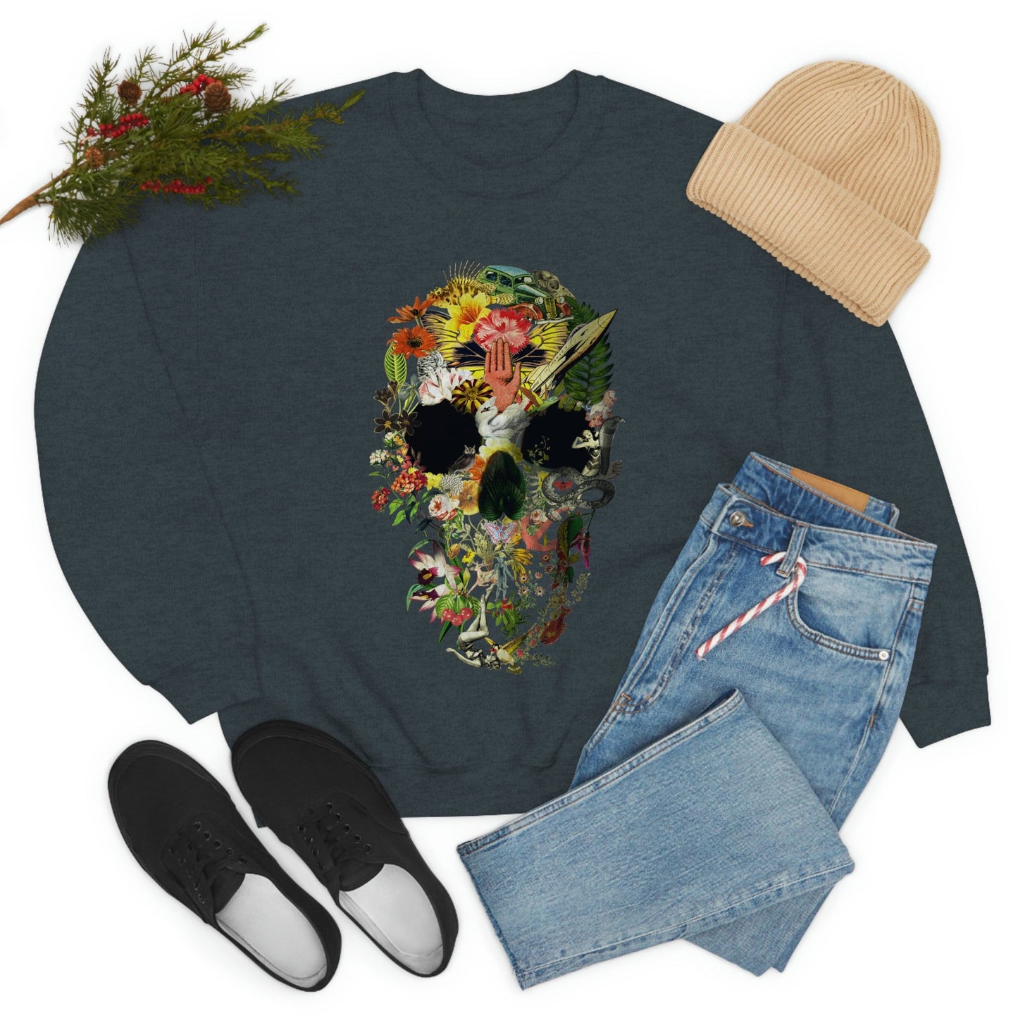 Sweatshirt With Sugar Skull Print, Boho Skull Unisex Crewneck Sweatshirt, Gothic Skull Womens Heavy Blend Sweatshirt, Gildan Sweatshirt Gift