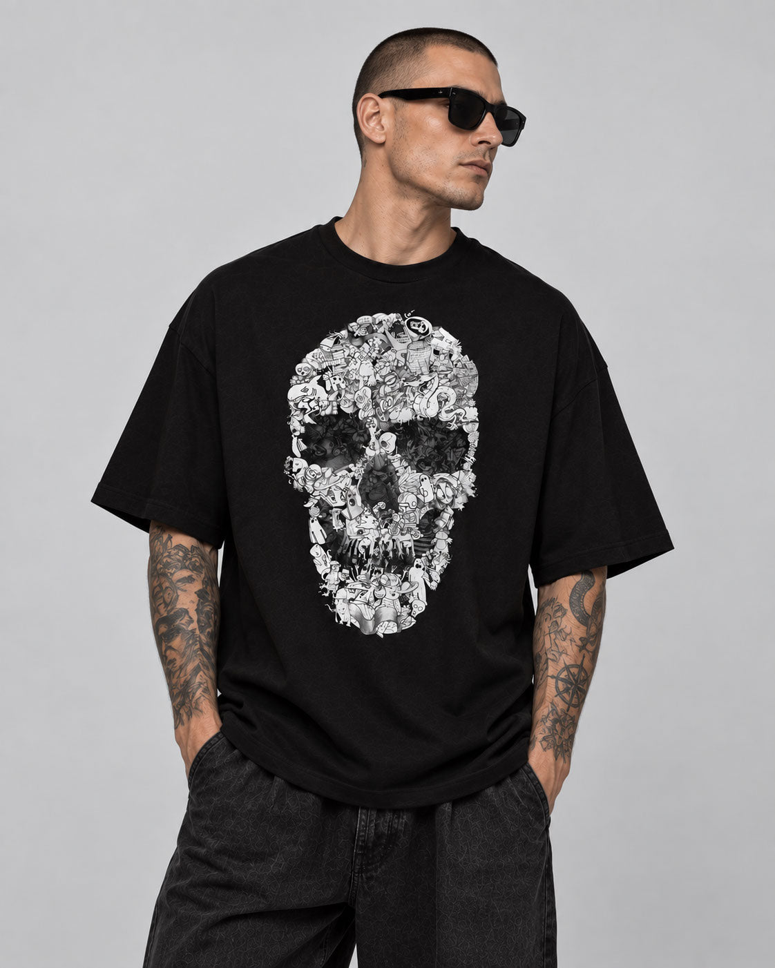 Doodle Skull Graphic T-Shirt - Intricate Monochrome Line Art Tee