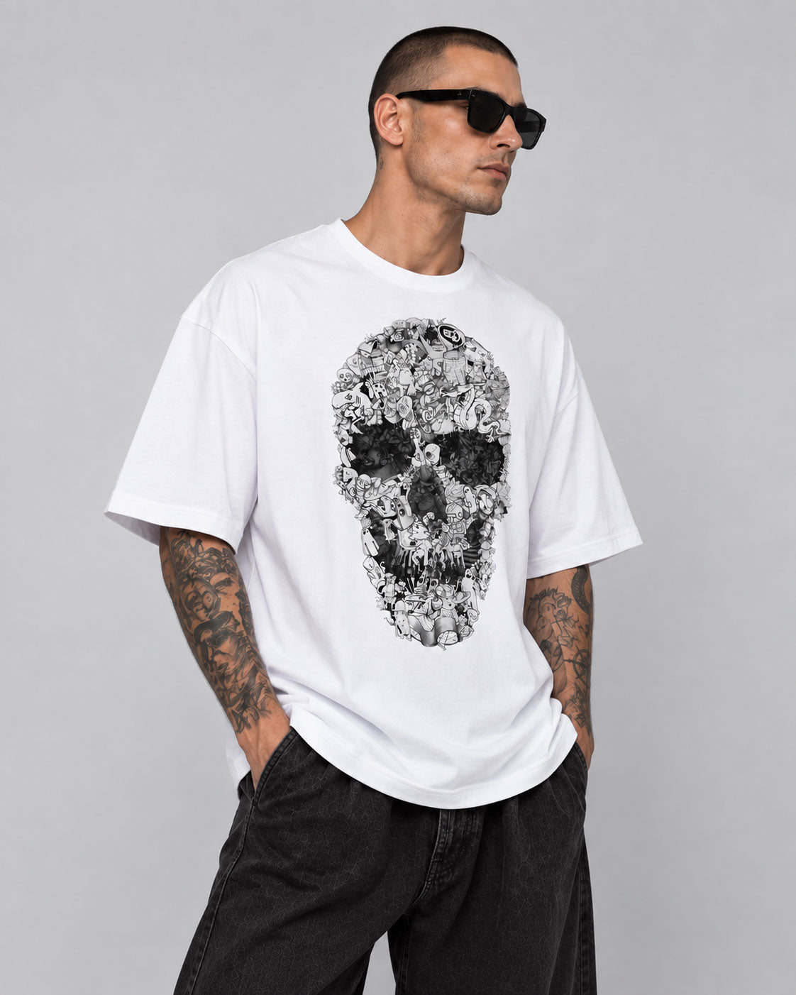 Doodle Skull Graphic T-Shirt - Intricate Monochrome Line Art Tee